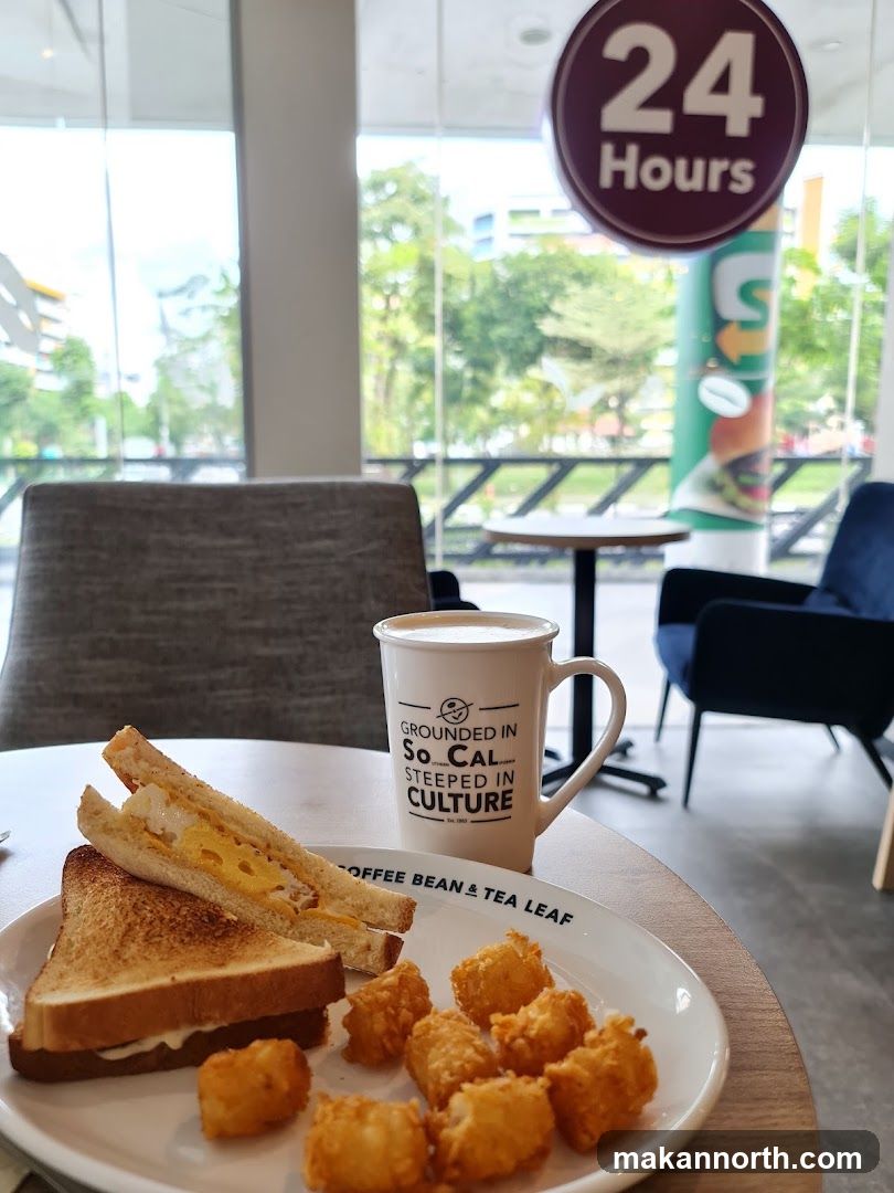Breakfast at Coffee Bean & Tea Leaf