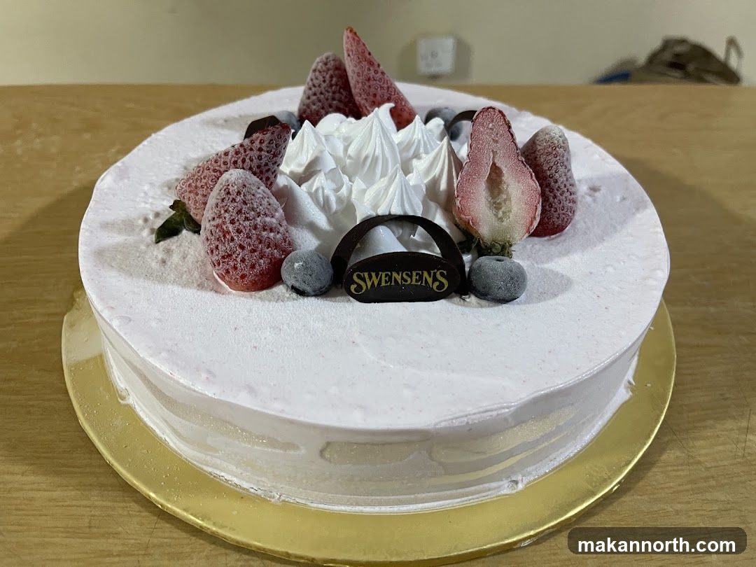 Strawberry Cake