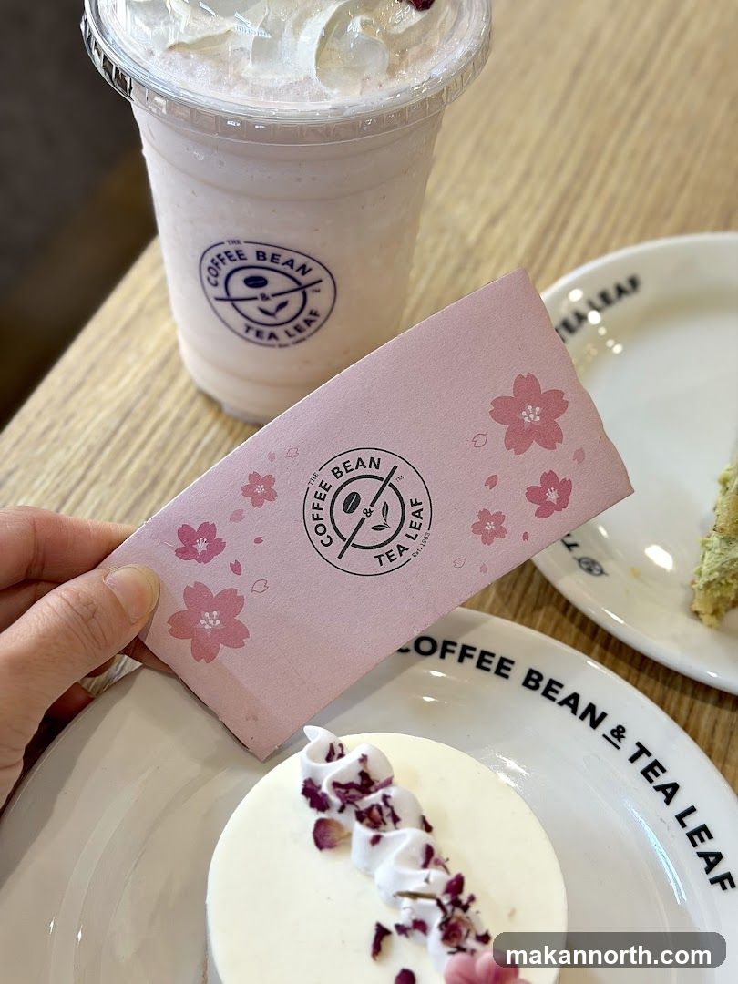 Coffee Bean & Tea Leaf Drink and Dessert