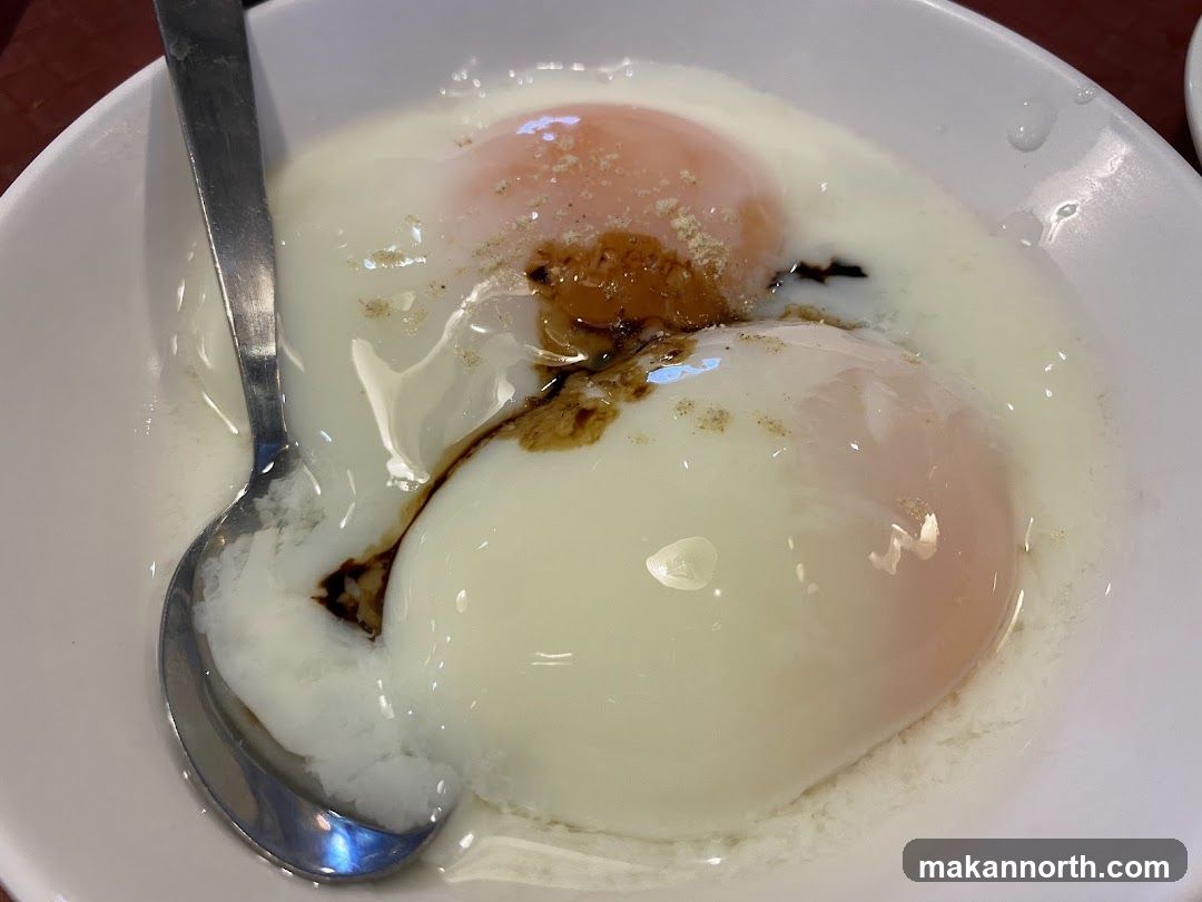 Soft-boiled eggs with soy sauce