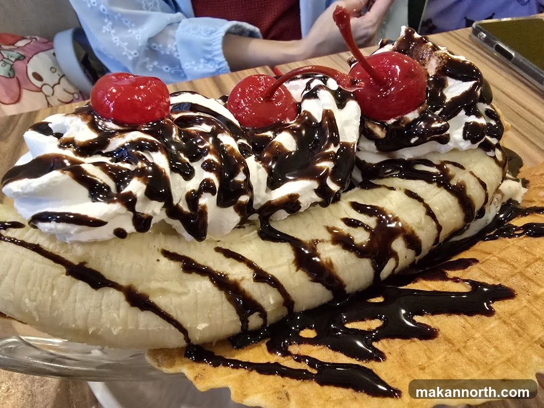 Banana Split Sundae