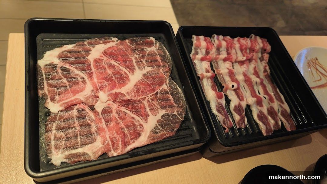 Thinly Sliced Raw Meats