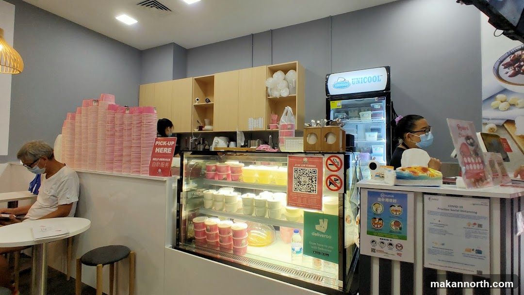 Dessert Shop Counter