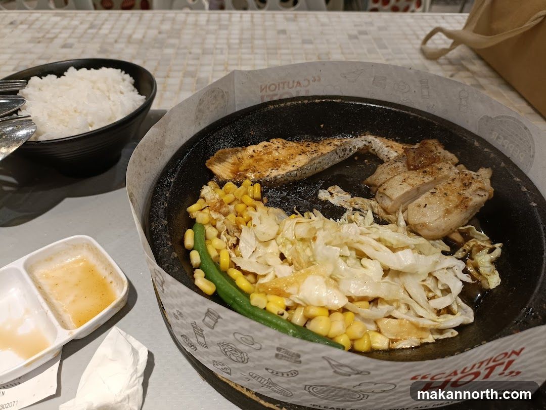 Sizzling Salmon and Chicken Teppan