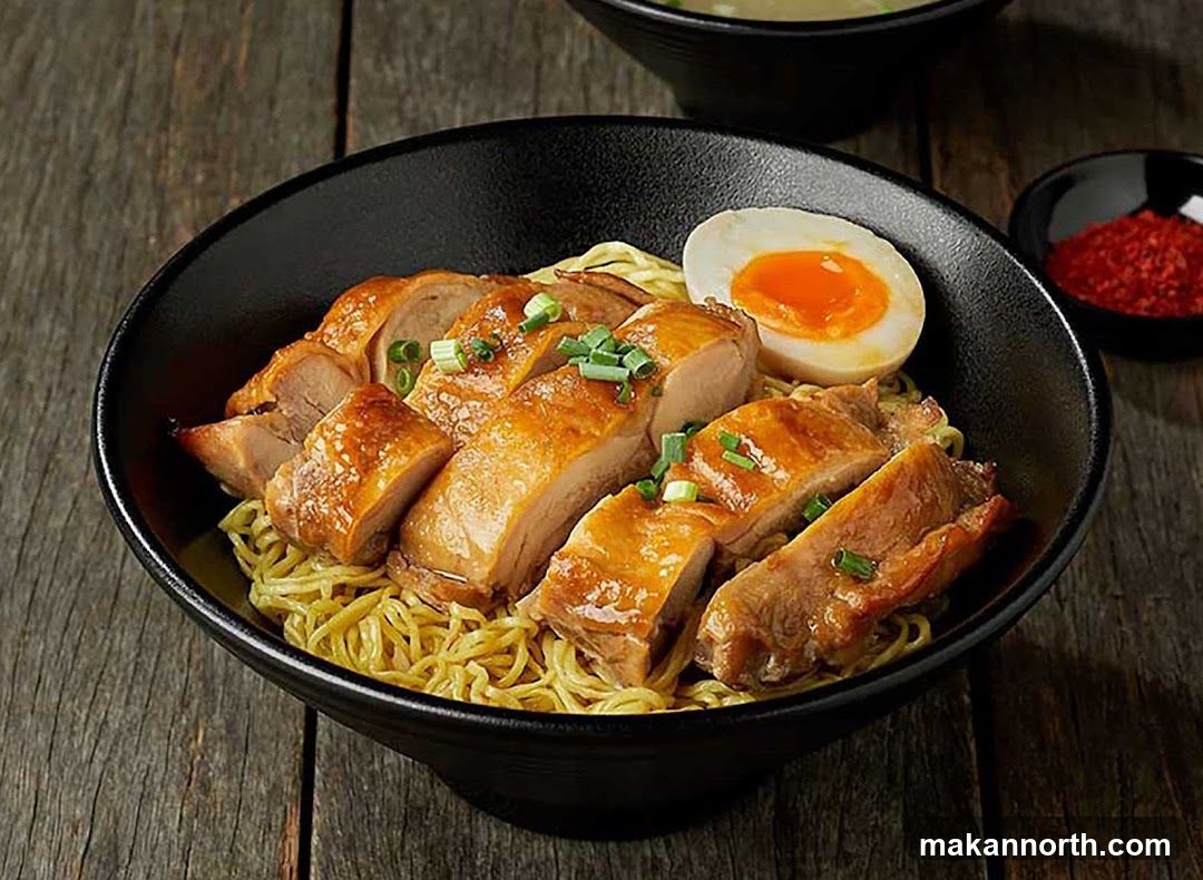 Noodle Dish with Chicken and Egg