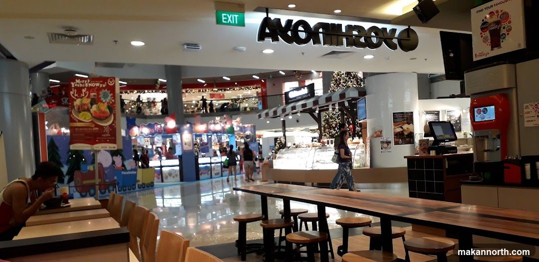 Mall Food Court with Restaurant