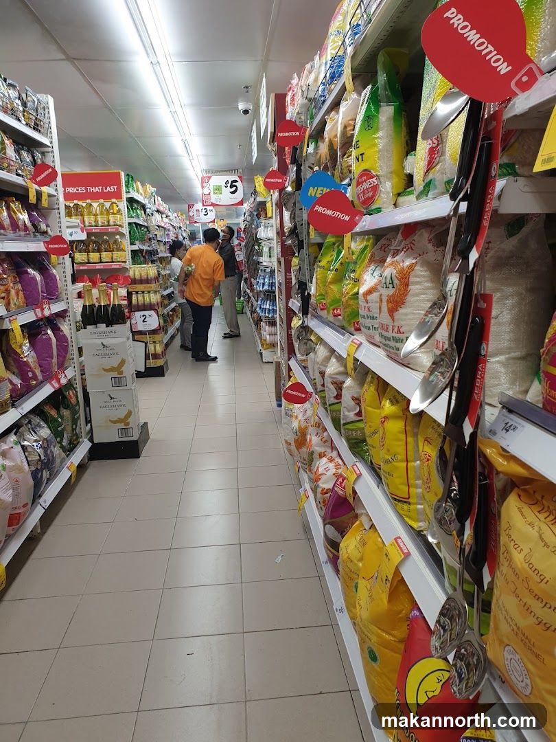 Supermarket Aisle