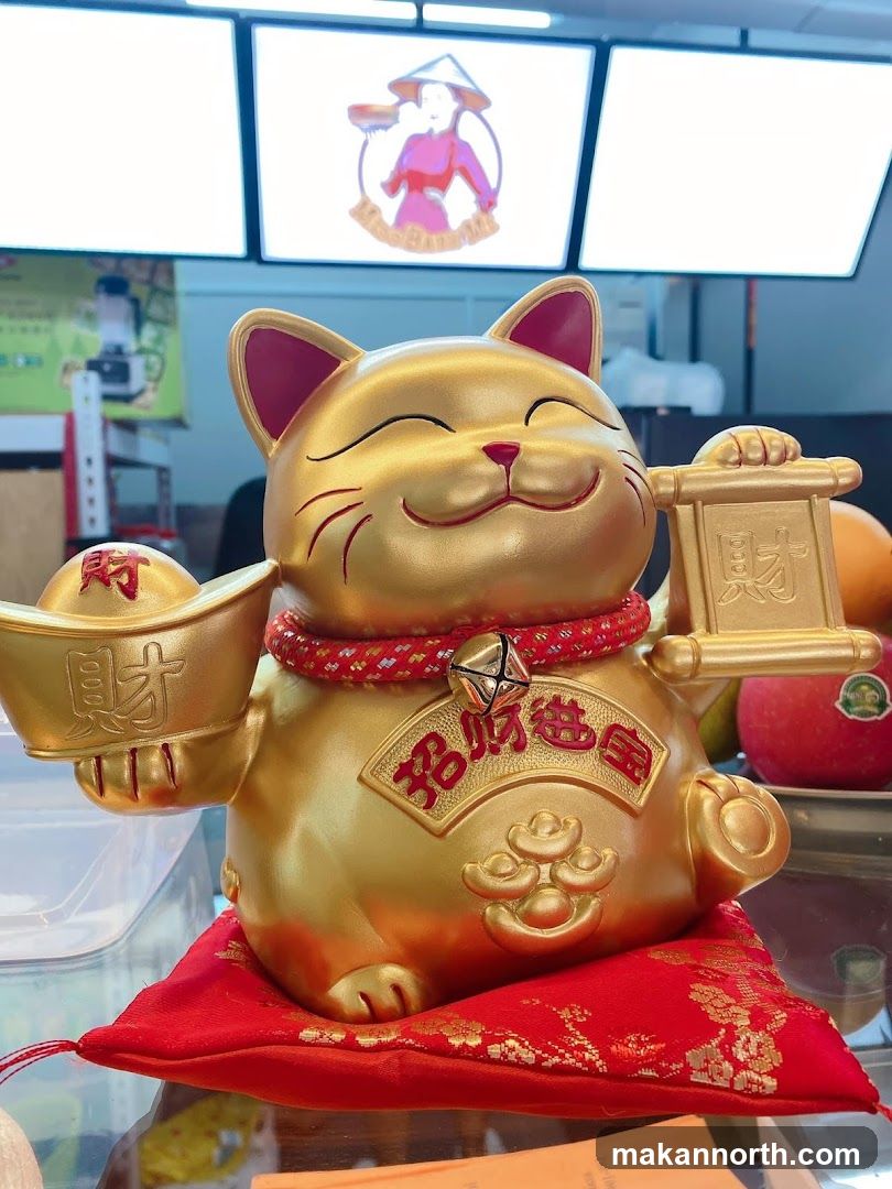 Lucky Cat Figurine