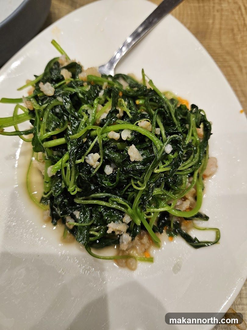 Stir-fried Greens with Minced Meat