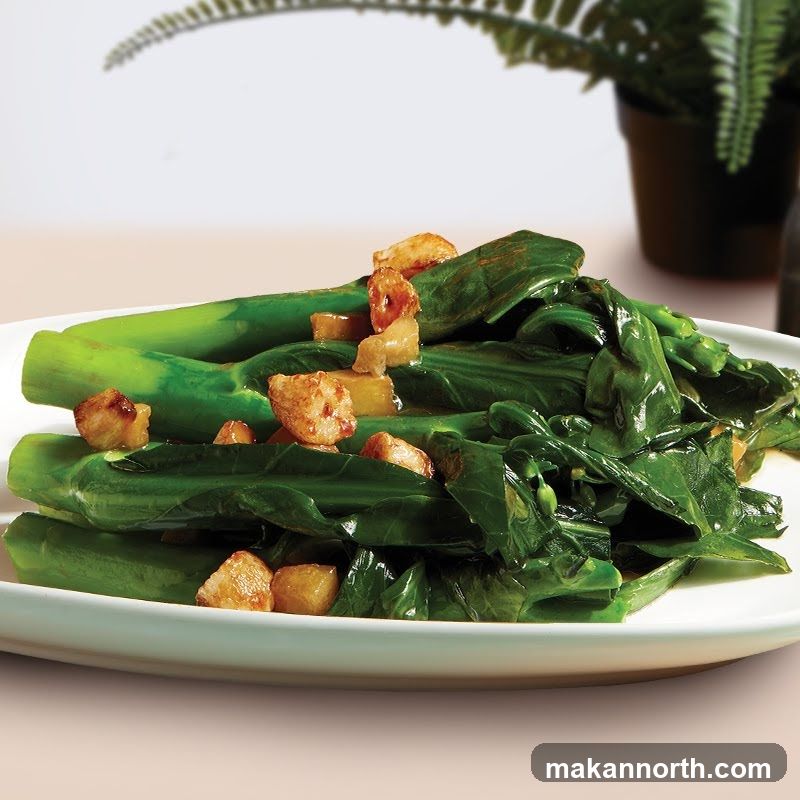 Stir-fried Chinese Broccoli with Garlic