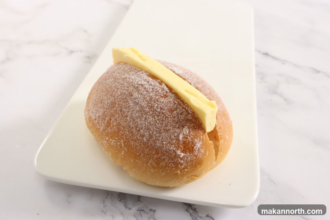 Bun with Butter