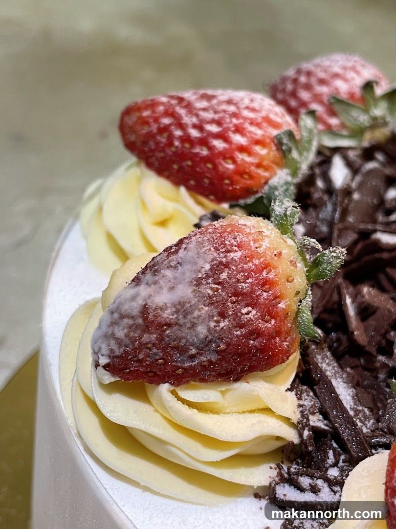 Strawberry Cake
