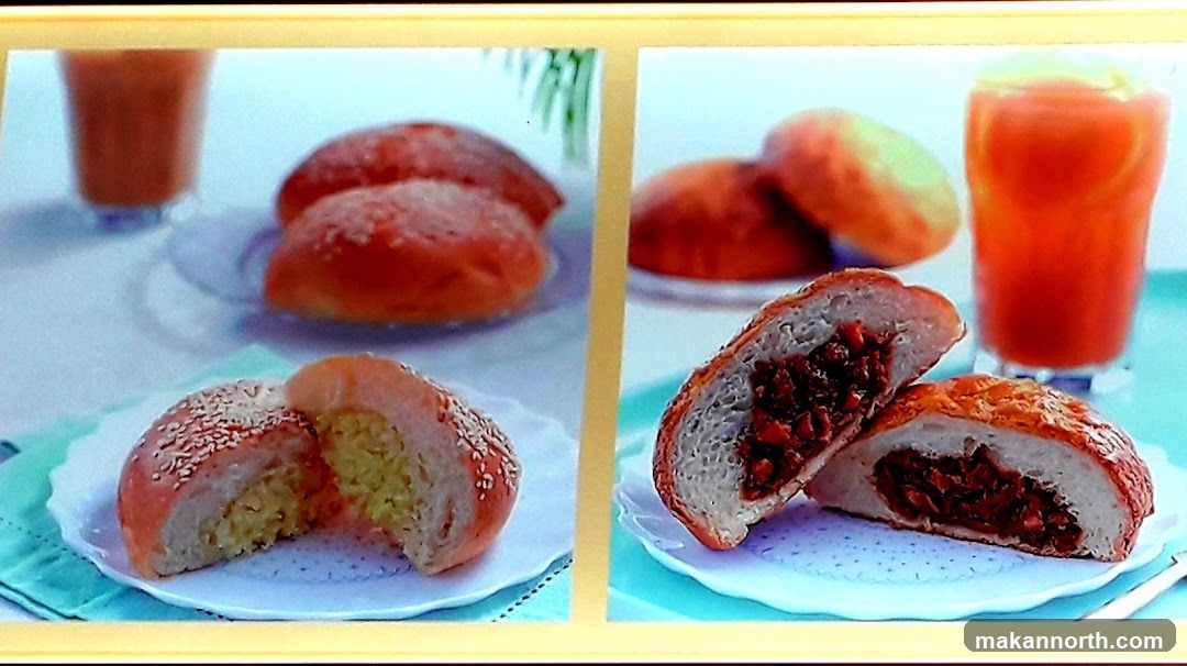 Savory and Sweet Buns with Drinks