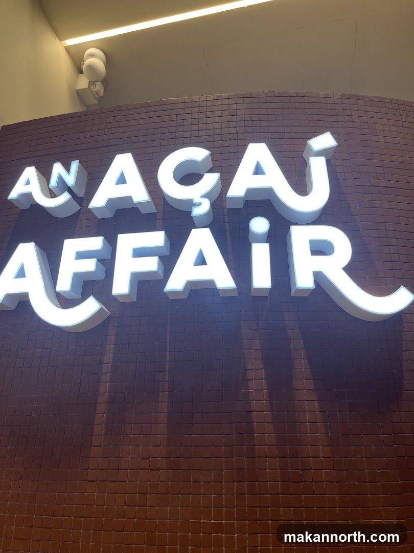 Açaí Affair Signage