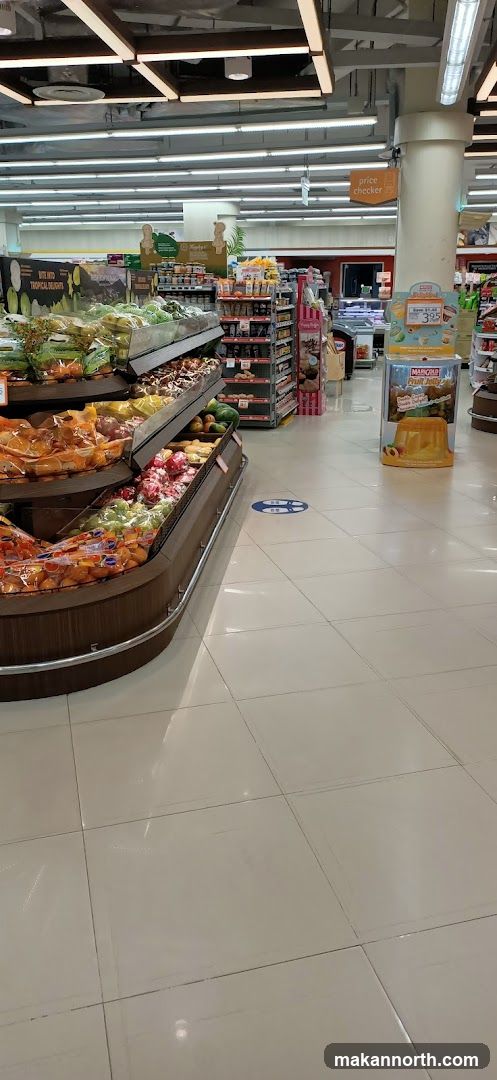 Supermarket Produce Aisle