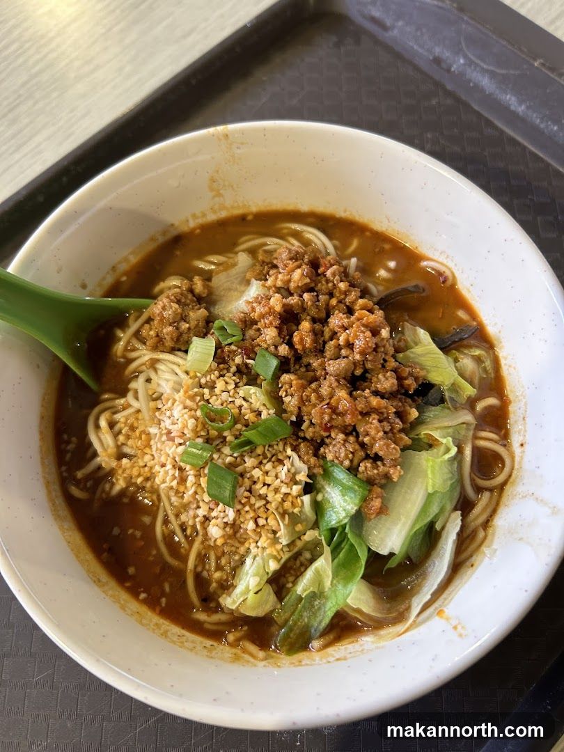 Noodles with Minced Meat and Vegetables