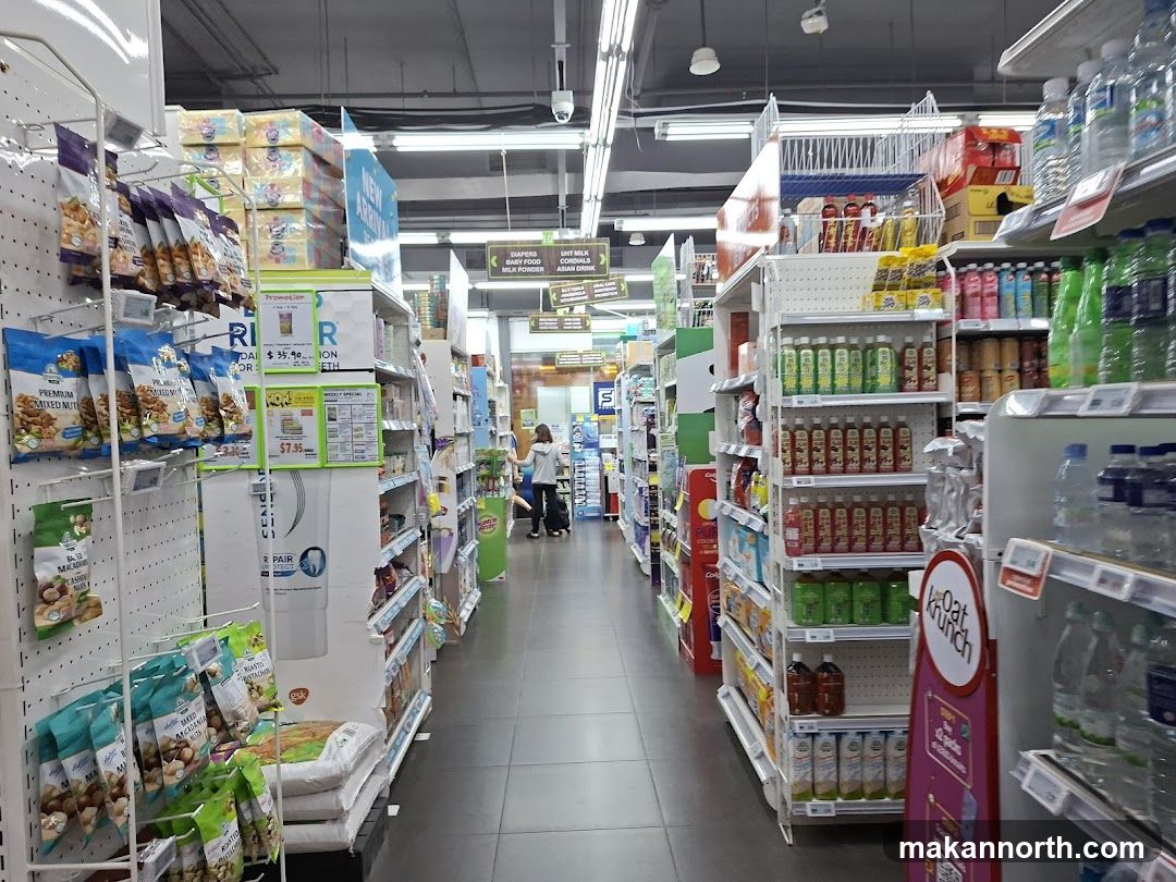 Supermarket Aisle