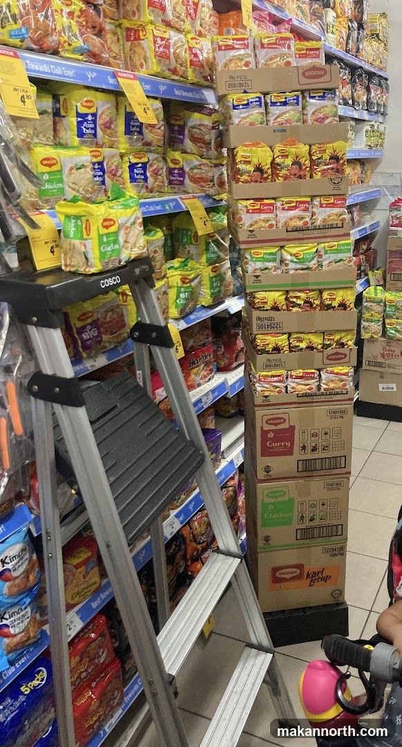 Supermarket Aisle with Instant Noodles