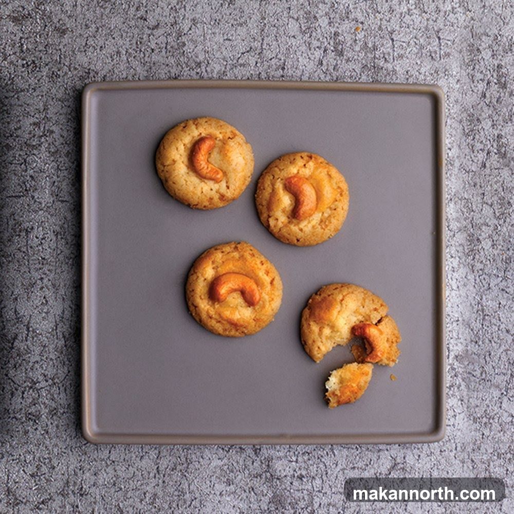 Cashew Cookies