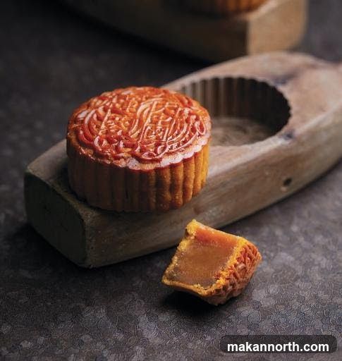 Mooncake with Filling