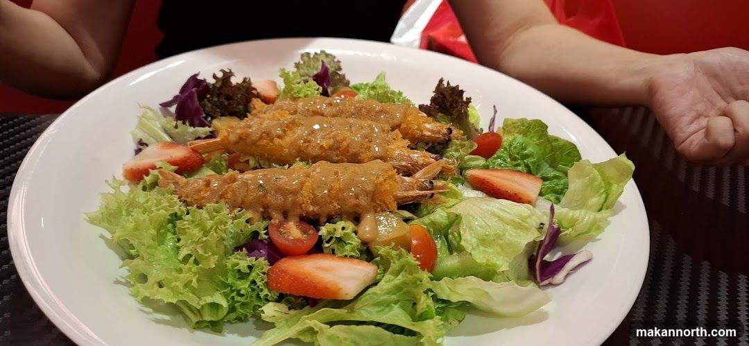 Crispy Shrimp Salad