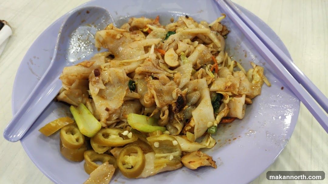 Stir-fried Noodles with Chili