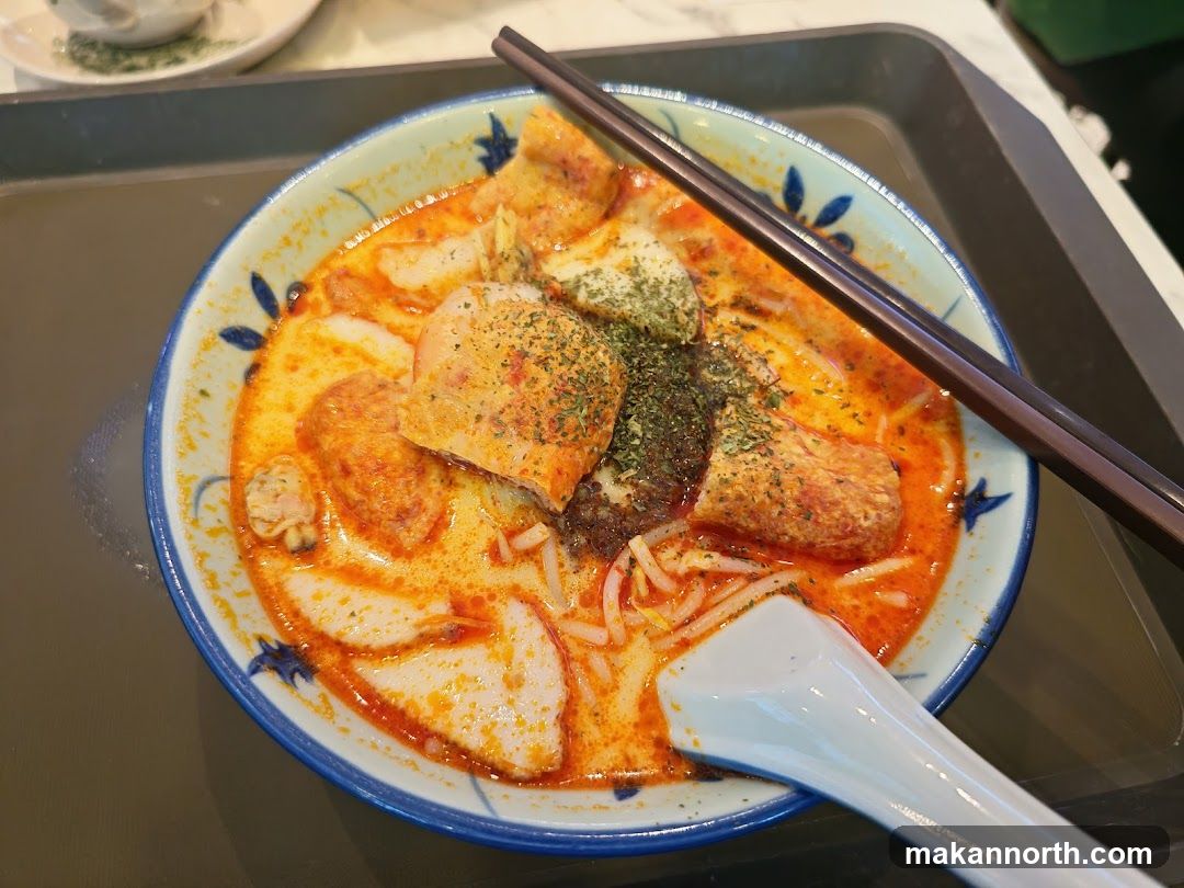 Ah Ma Chi Mian 阿嬷吃麵