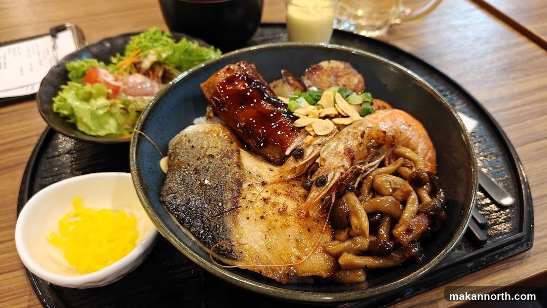 Seafood Rice Bowl