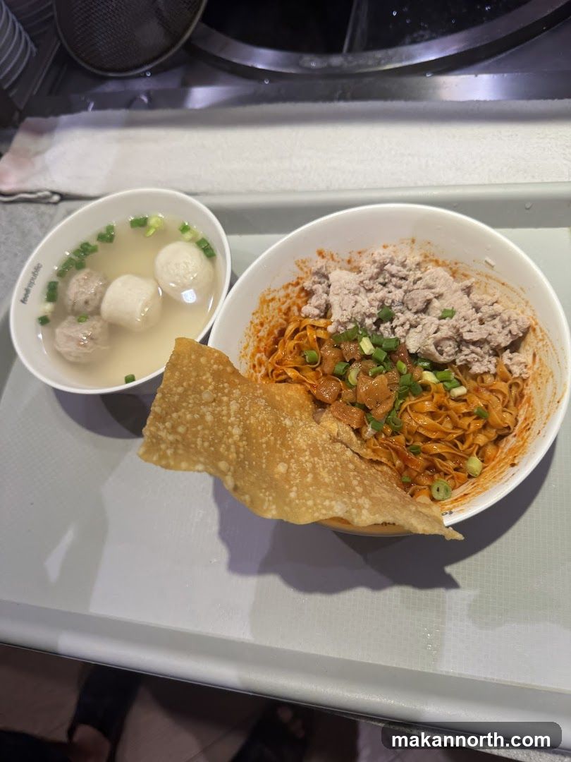 Noodles with Minced Meat and Soup