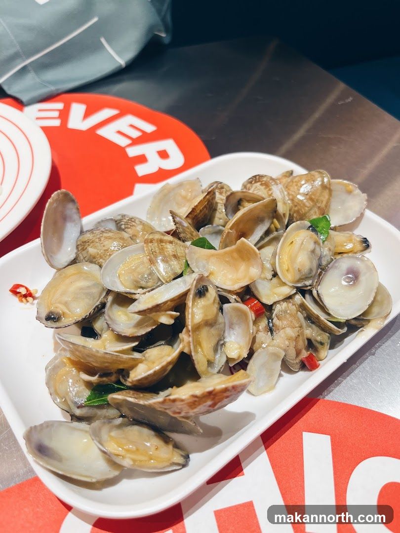 Clams with Chili and Garlic