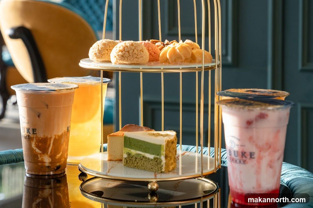 Dessert Platter with Drinks