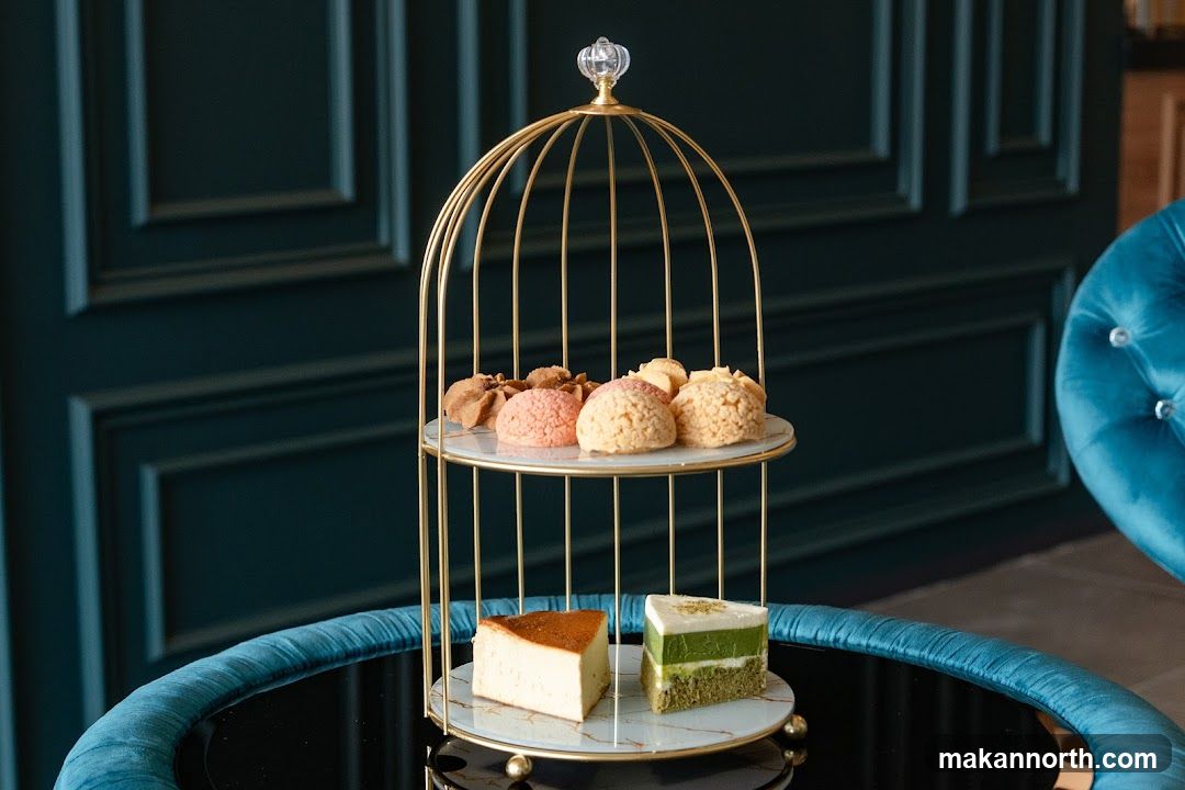 Dessert Stand