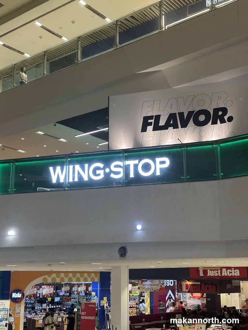 Wing Stop Storefront