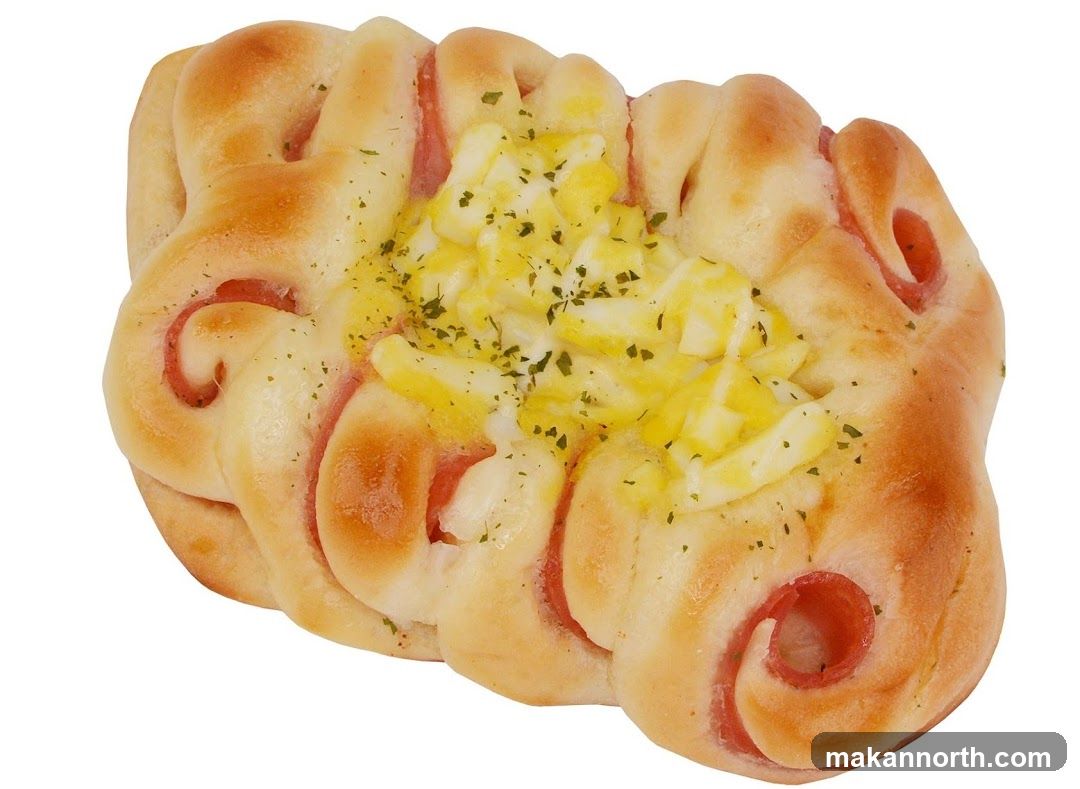 Savory Pastry with Ham and Egg