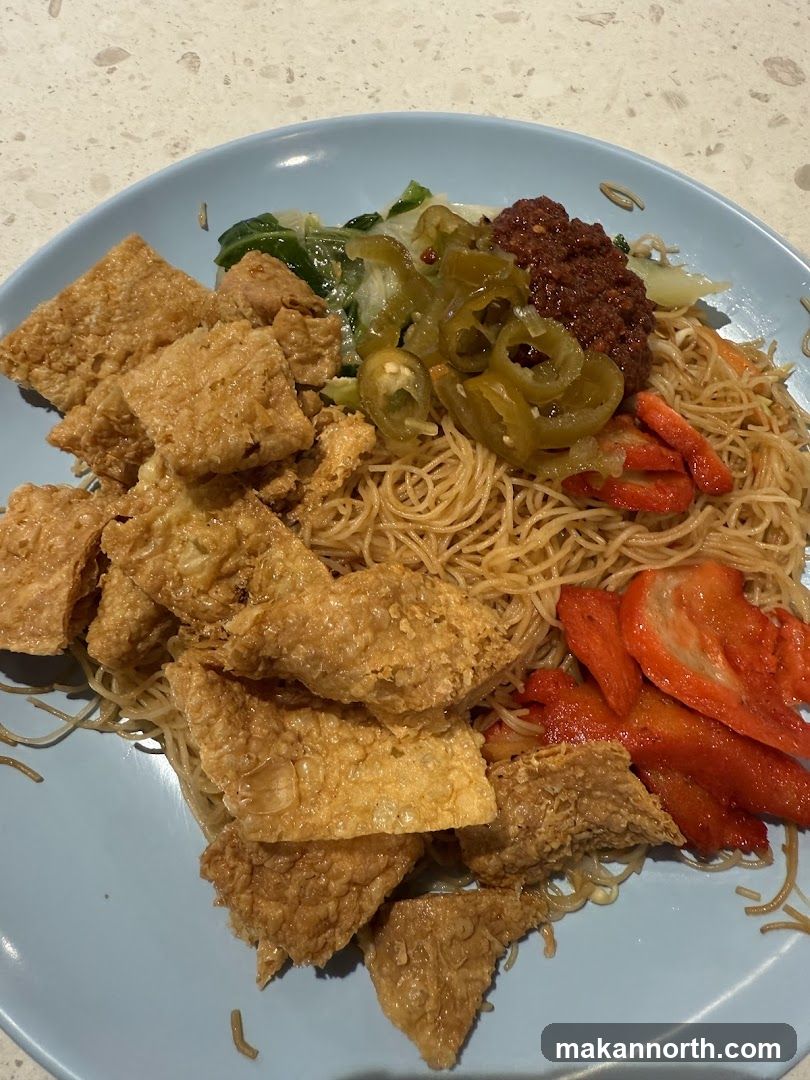 Noodles with Fried Tofu Skin and Vegetables