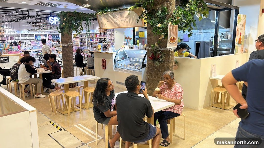 Dessert shop with seating
