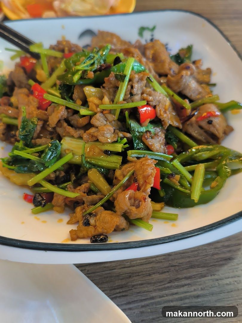 Stir-fried Beef with Celery and Peppers