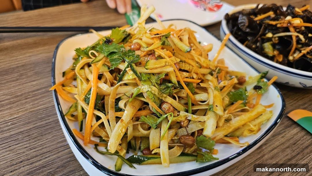 Salad with Tofu Skin and Vegetables