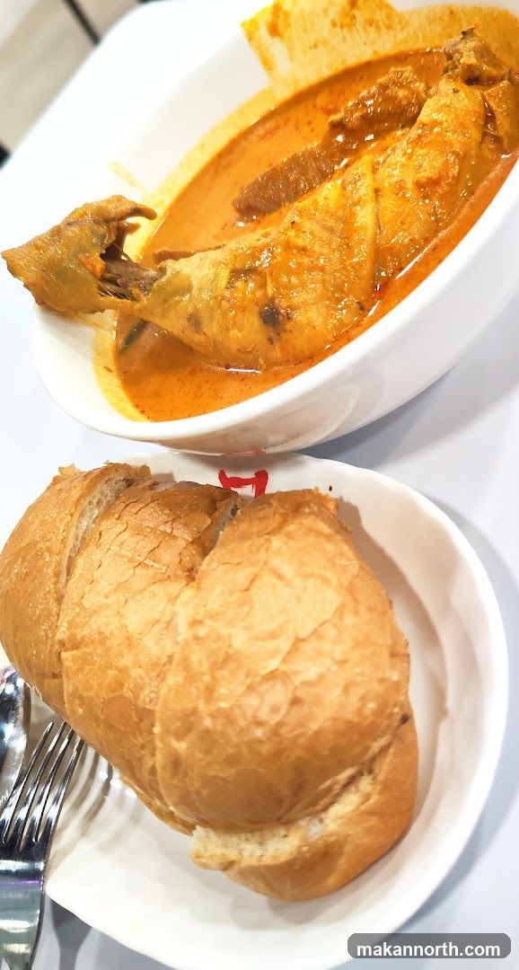 Chicken Curry with Bread