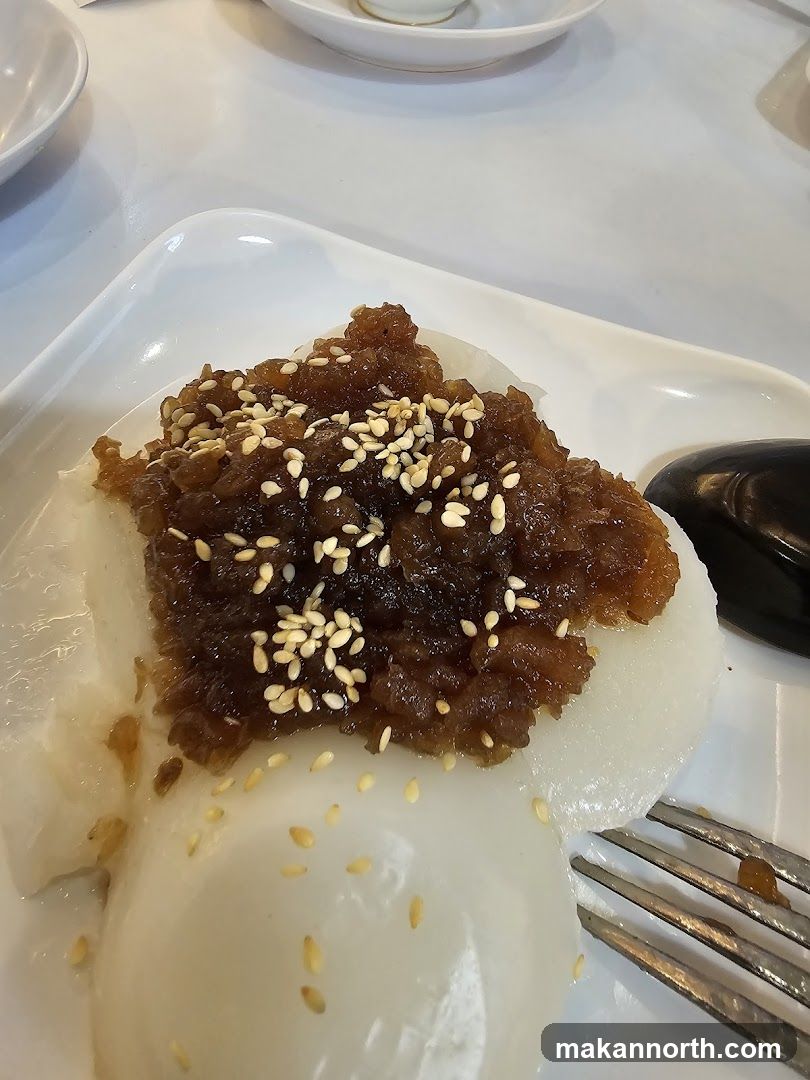 Dessert with Sesame Seeds