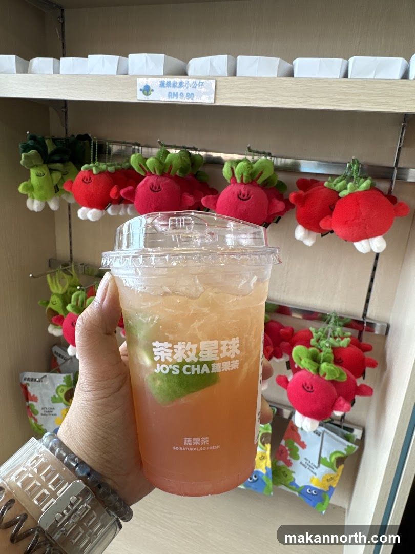 Drink with plush toys