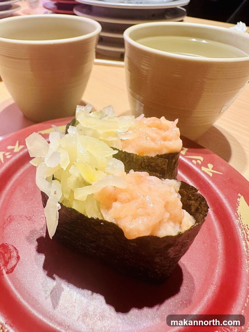 Sushi with Pickled Ginger and Tea