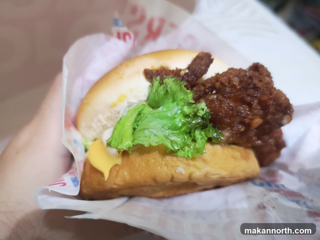 Burger with Lettuce and Cheese
