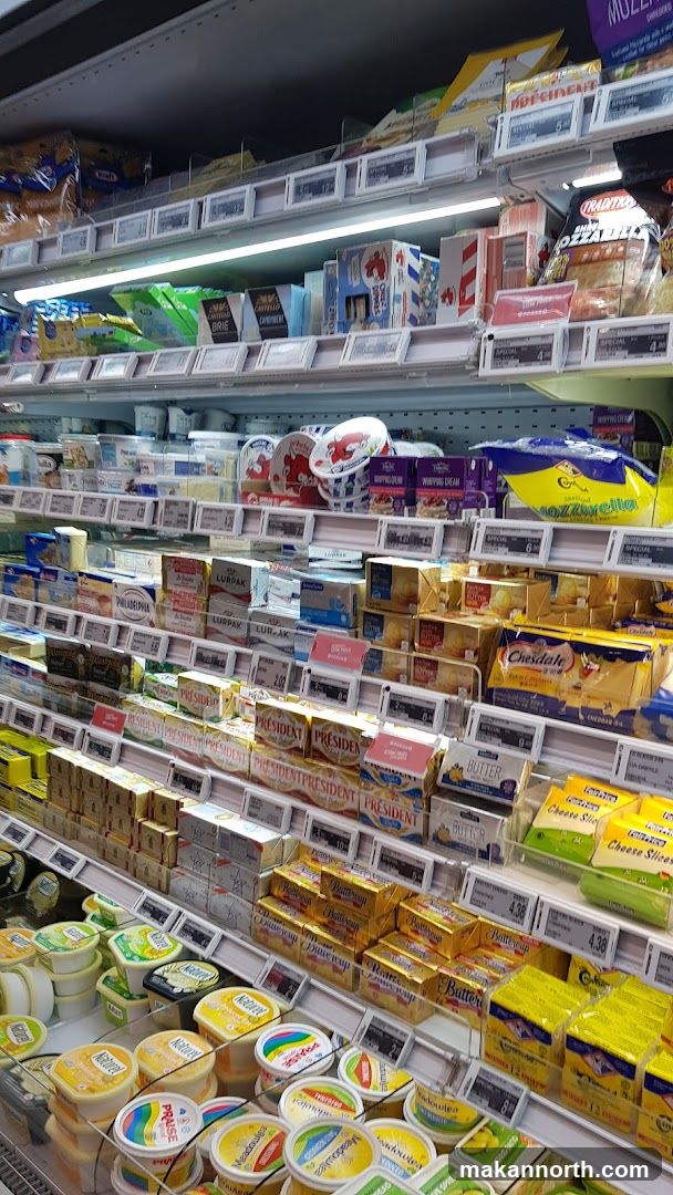 Dairy Products Display