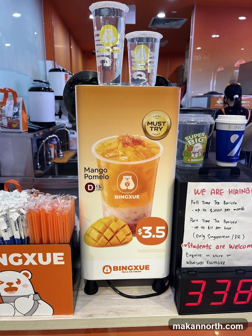 Bingxue Tea & Ice Cream Display