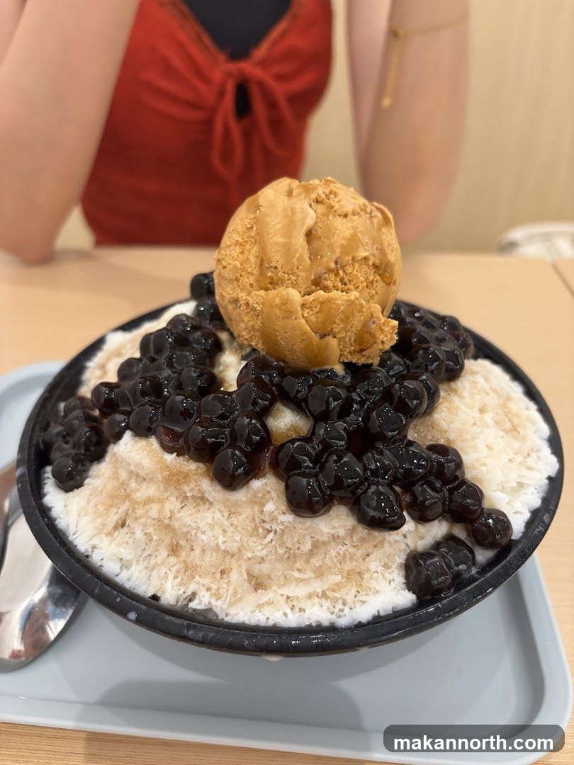 Dessert with Tapioca Pearls and Ice Cream
