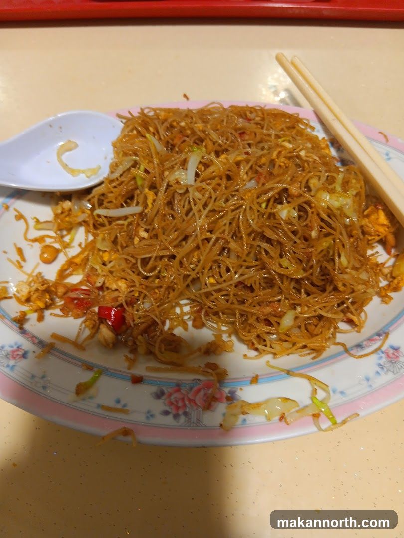 Noodles with Egg and Vegetables