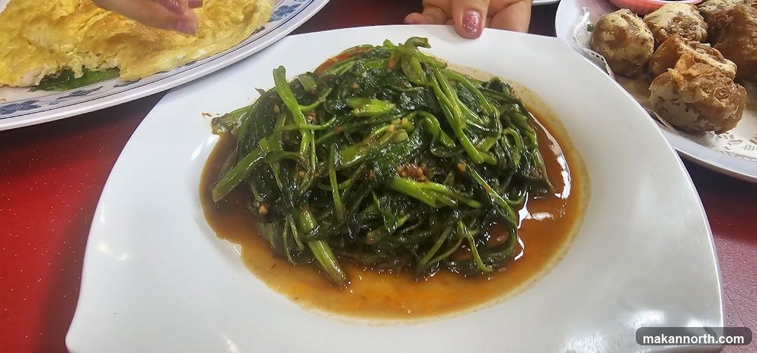 Stir-fried Water Spinach