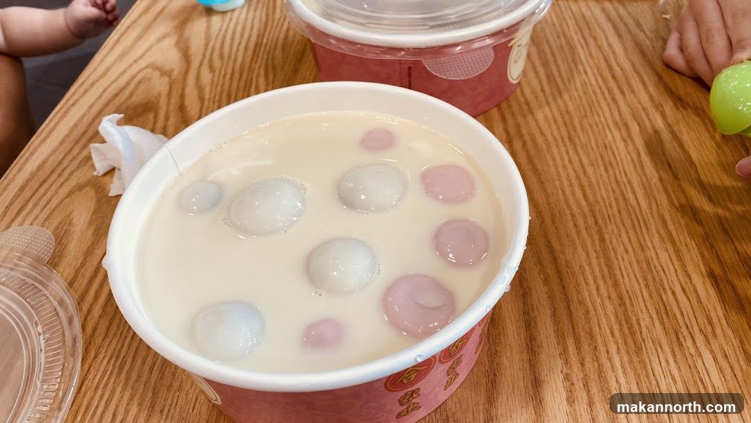Dessert with Tangyuan