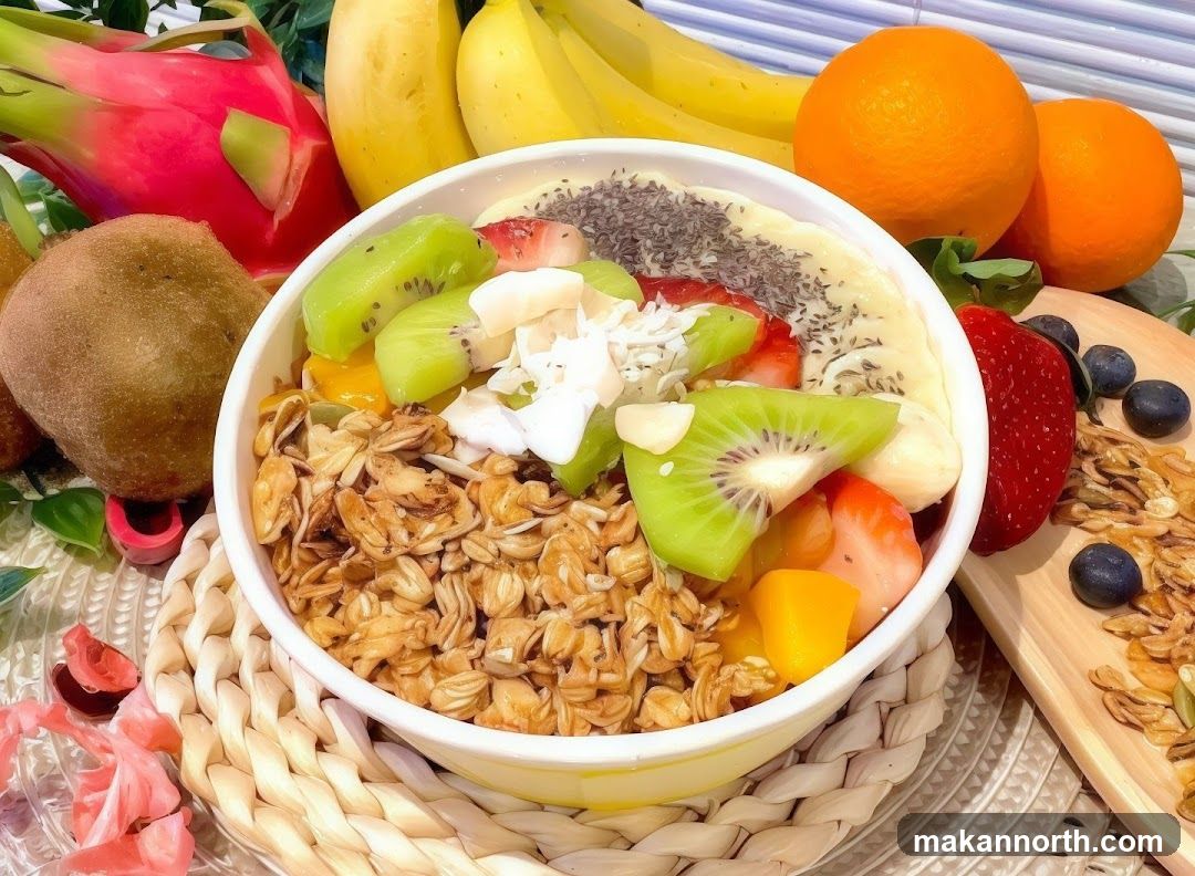 Fruit and Granola Bowl